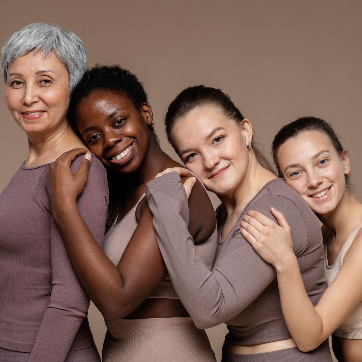 Aceptación corporal femenina: 7 pasos prácticos para reconciliarte con tu cuerpo