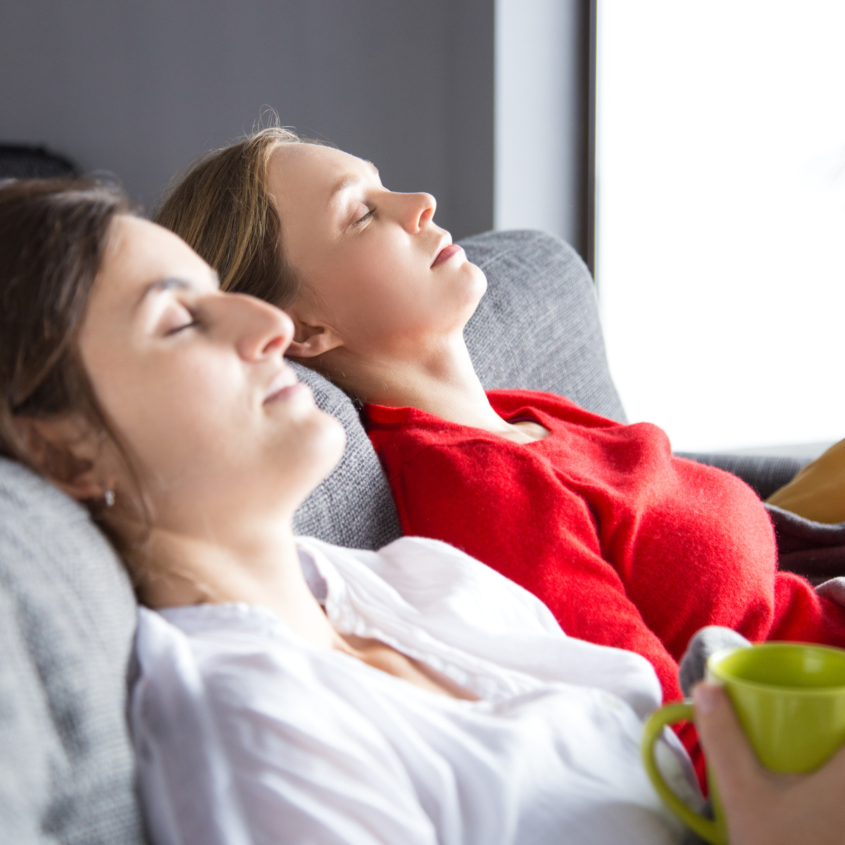 La importancia del descanso en mujeres: por qué tu cuerpo necesita parar para estar bien