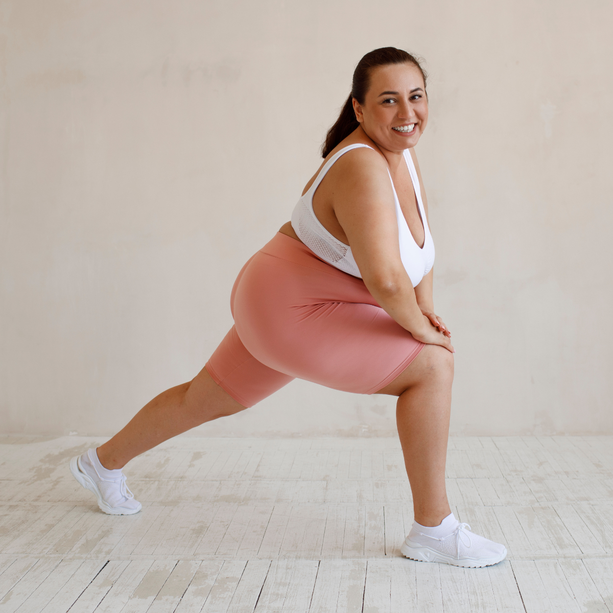 Ejercicios de fuerza en casa: guía práctica para mujeres que quieren sentirse fuertes, cómodas y reales