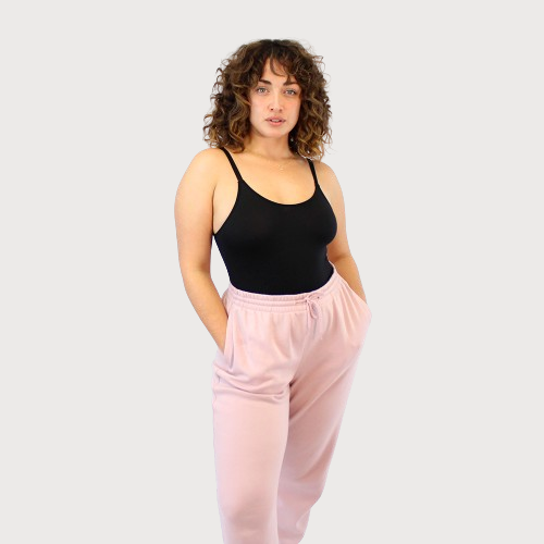 ¿Por qué deberías usar una camiseta de compresión si eres mujer?